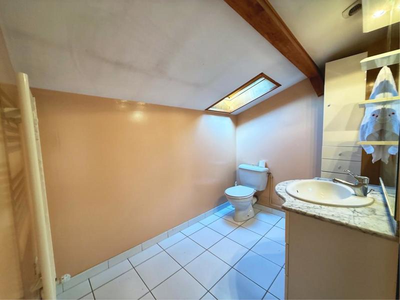 Maison - 95 m² - 5 pièces