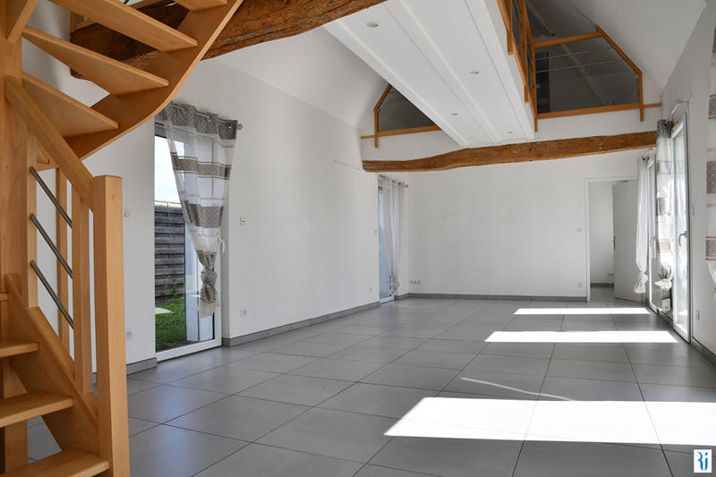 Maison - 98 m² - 5 pièces