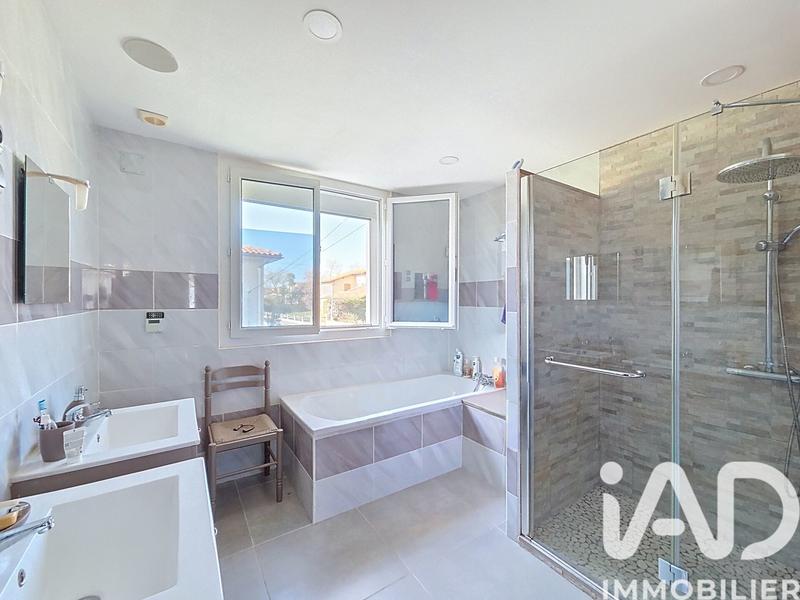 Maison - 151 m² - 6 pièces