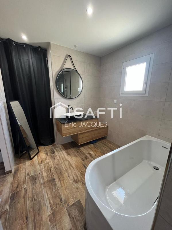 Maison - 219 m² - 7 pièces