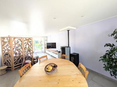 Maison - 92 m² - 5 pièces