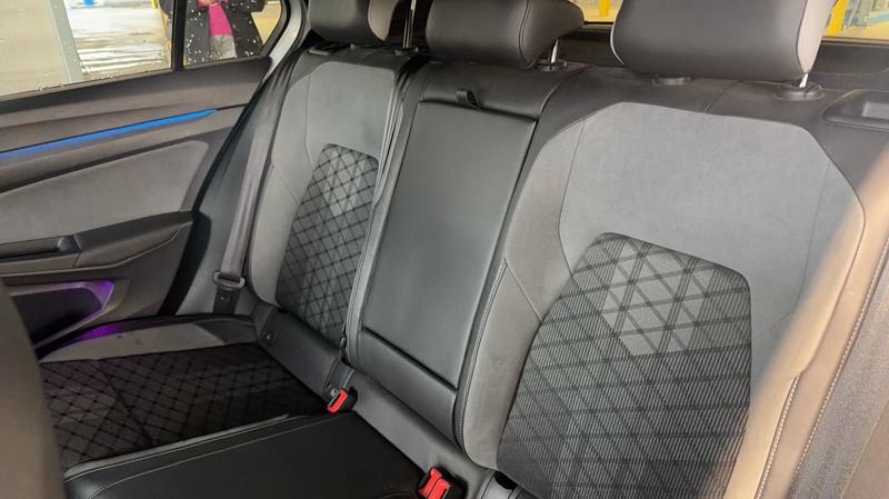 Volkswagen Golf 1.5 Tsi 130 Dsg7 R-Line