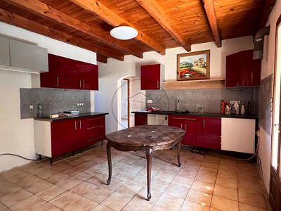 Maison - 147 m² - 6 pièces