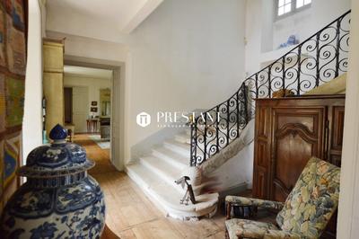 Château - 450 m² - 6 pièces