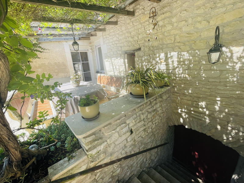 Maison - 267 m² - 7 pièces