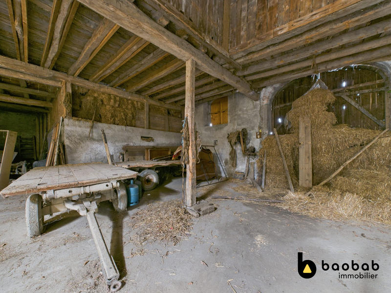 Ferme - 300 m² - 5 pièces