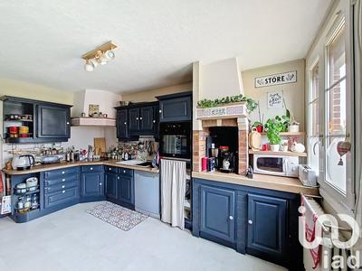 Maison - 197 m² - 9 pièces