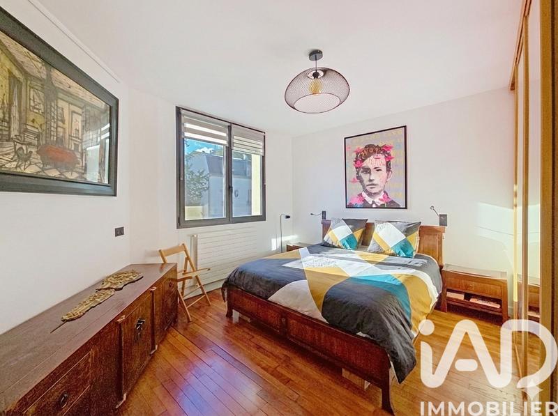 Maison - 180 m² - 7 pièces