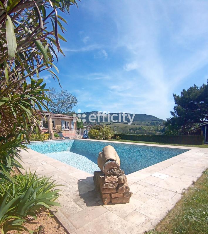 Propriété - 126 m² - 5 pièces