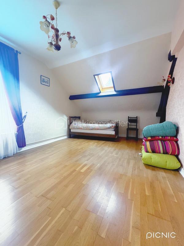 Demeure - 116 m² - 6 pièces