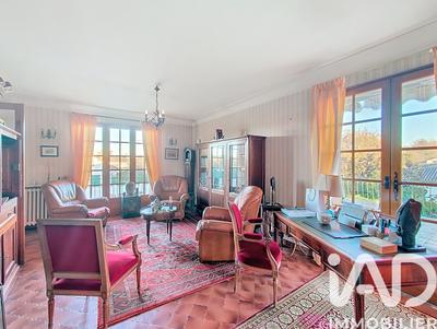 Maison - 169 m² - 7 pièces