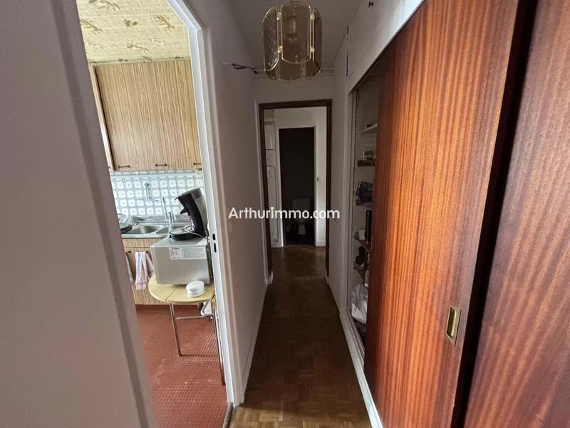 Appartement - 85 m² - 5 pièces