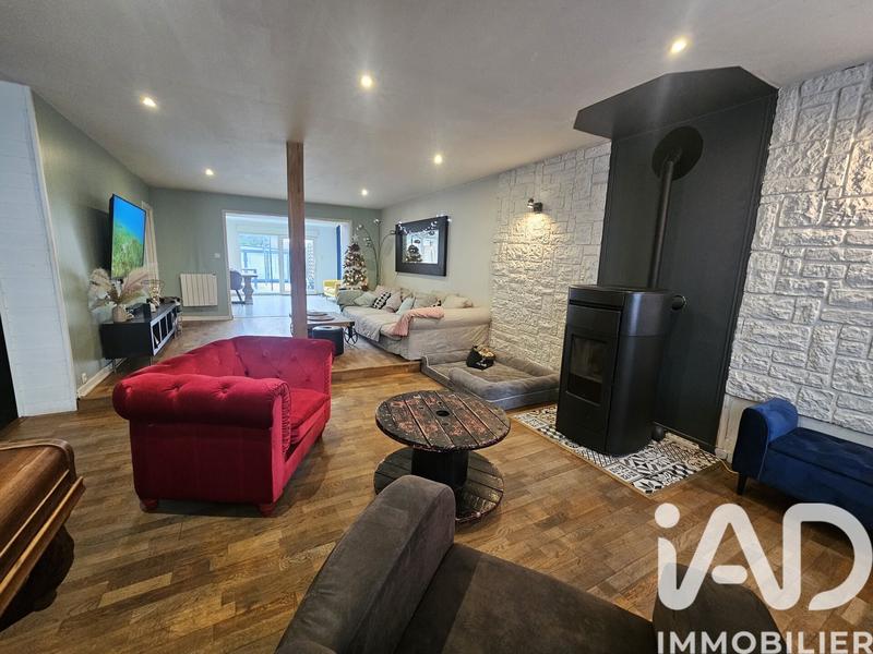 Maison - 196 m² - 6 pièces