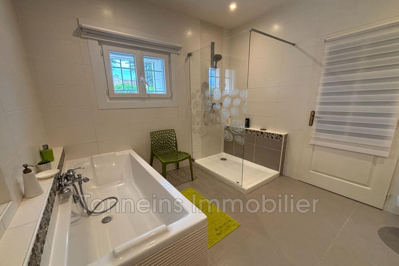 Maison - 170 m² - 5 pièces