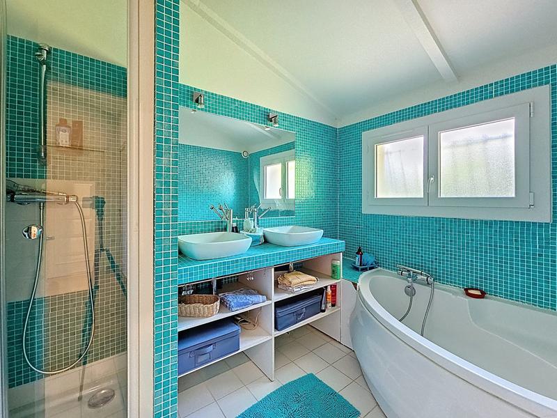 Villa - 176 m² - 6 pièces