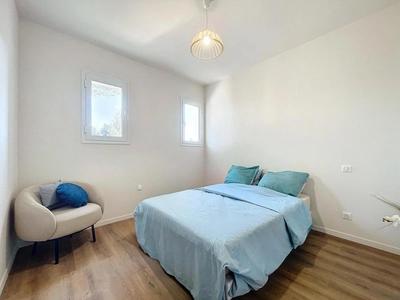 Appartement - 85 m² - 4 pièces