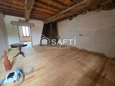 Maison - 177 m² - 8 pièces