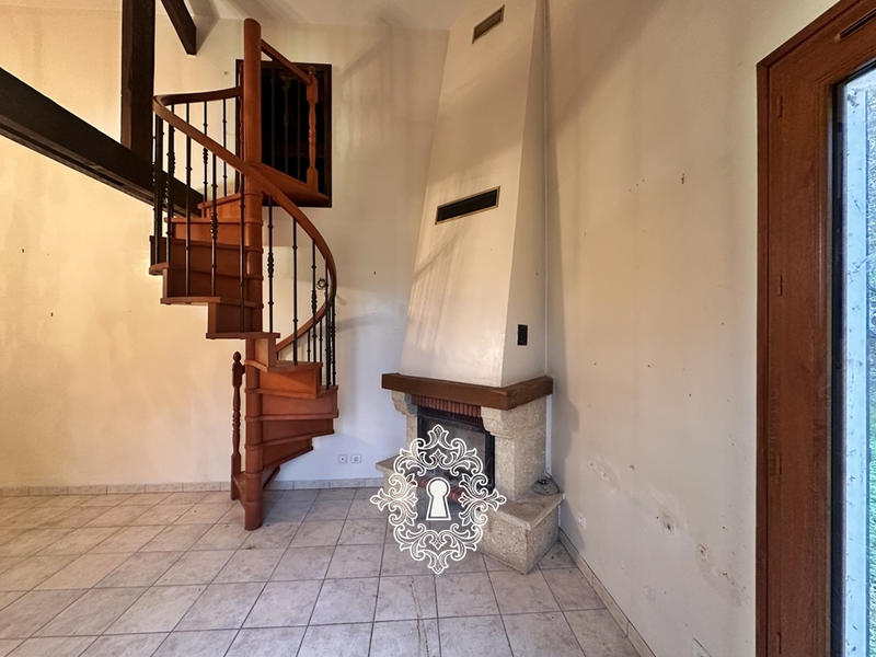 Maison - 85 m² - 5 pièces