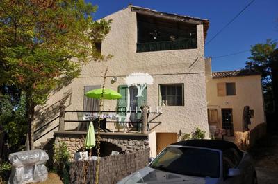 Maison de village - 230 m² - 11 pièces