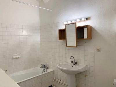 Appartement - 57 m² - 2 pièces