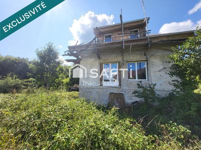 Maison - 150 m² - 2 pièces