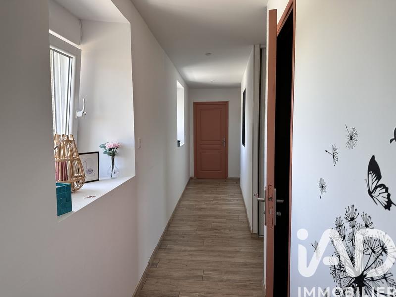 Maison - 200 m² - 8 pièces