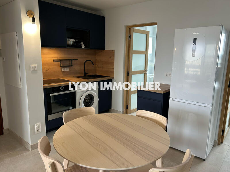 Appartement - 72 m² - 5 pièces