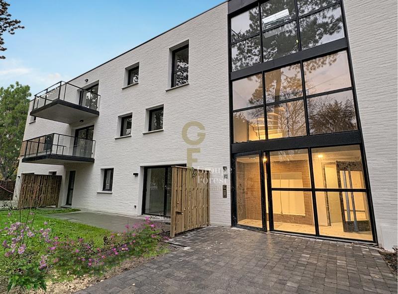 Appartement - 128 m² - 4 pièces