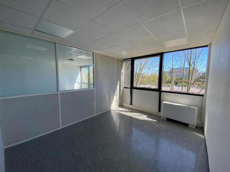 Bureau - 130 m²
