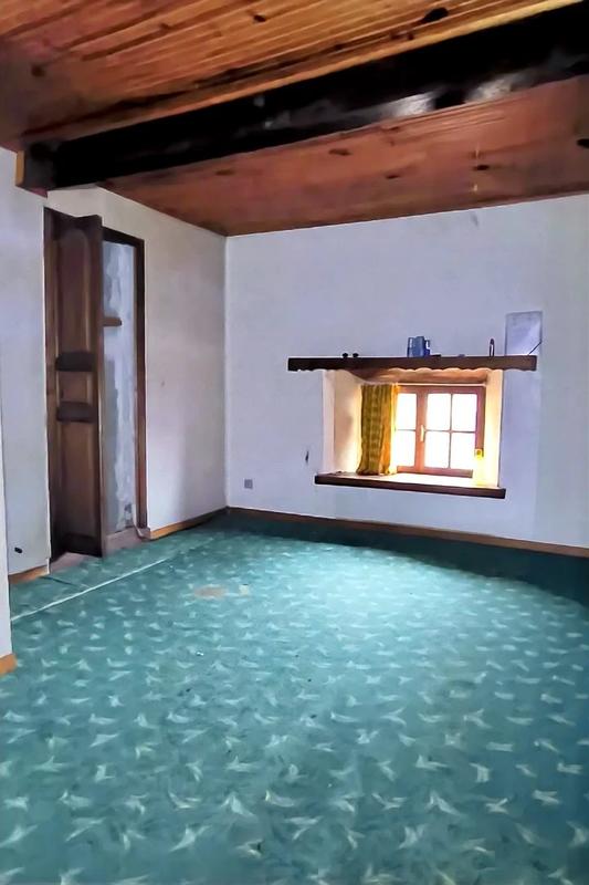 Maison ancienne - 241 m² - 5 pièces