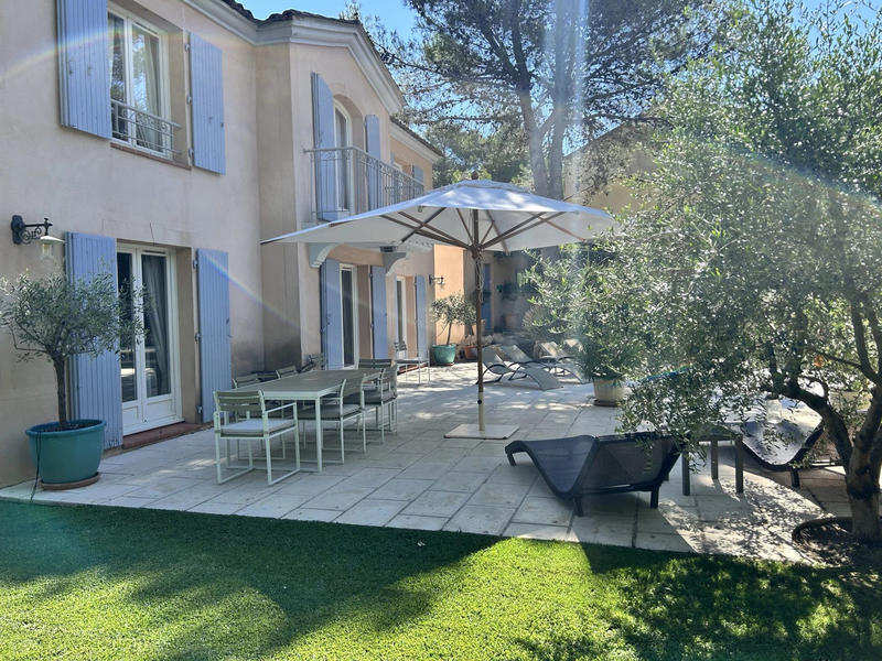 Villa - 145 m² - 5 pièces