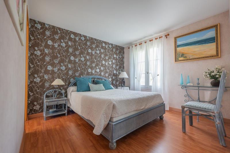 Maison - 167 m² - 6 pièces