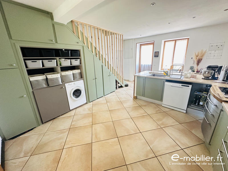 Maison - 109 m² - 5 pièces