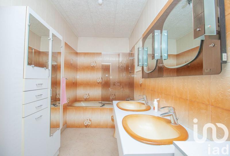 Maison - 105 m² - 5 pièces