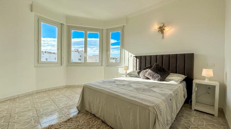 Appartement - 77 m² - 3 pièces