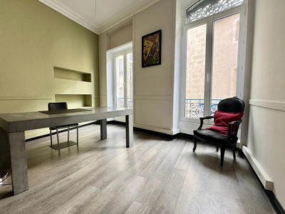 Appartement - 75 m² - 3 pièces