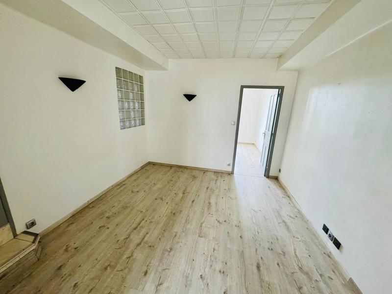 Maison - 182 m² - 7 pièces