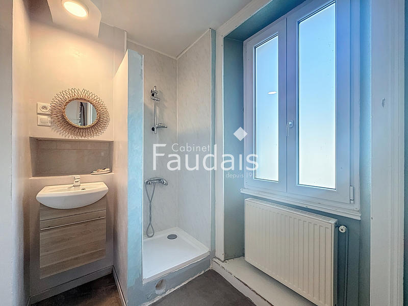 Maison - 85 m² - 5 pièces