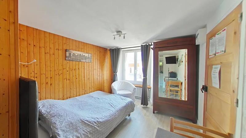 Immeuble - 240 m² - 12 pièces