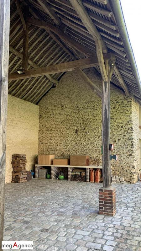 Maison - 328 m² - 9 pièces