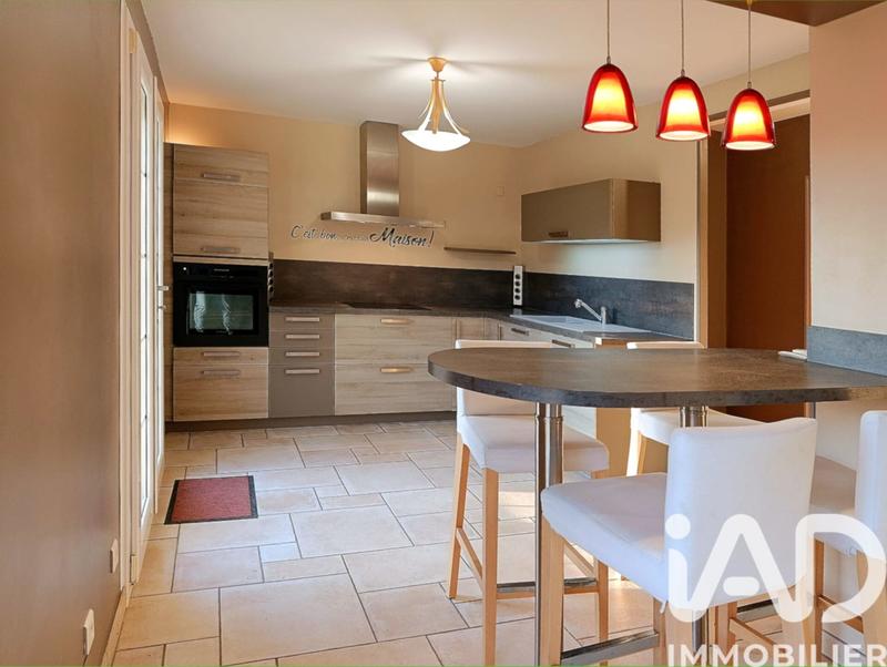 Maison - 107 m² - 5 pièces