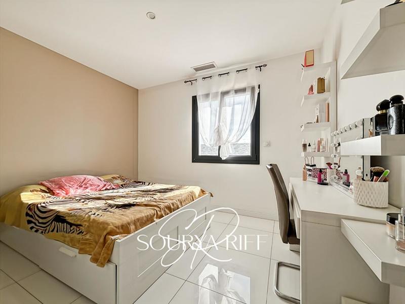 Maison - 161 m² - 7 pièces