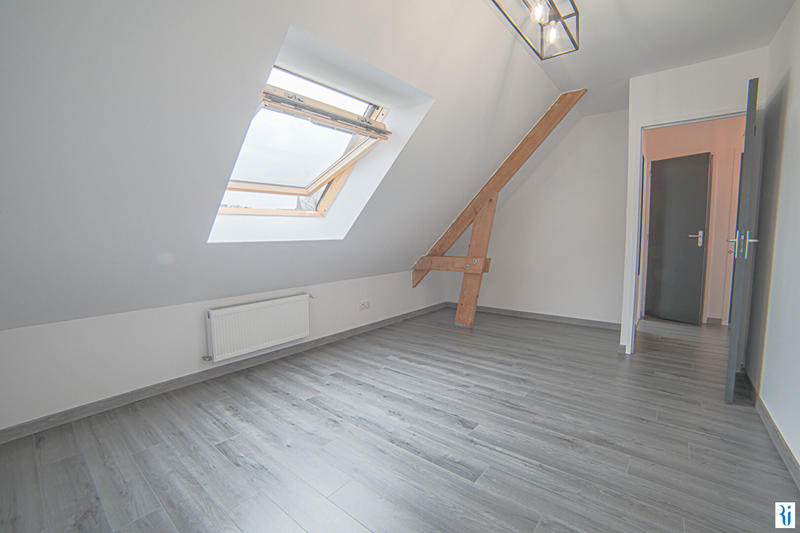 Maison - 101 m² - 5 pièces