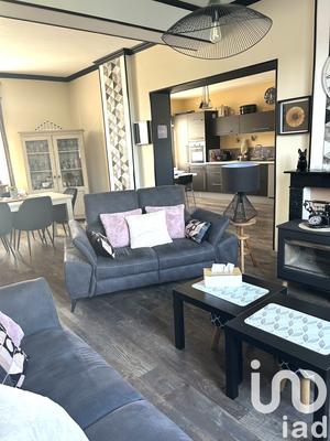 Maison - 160 m² - 12 pièces