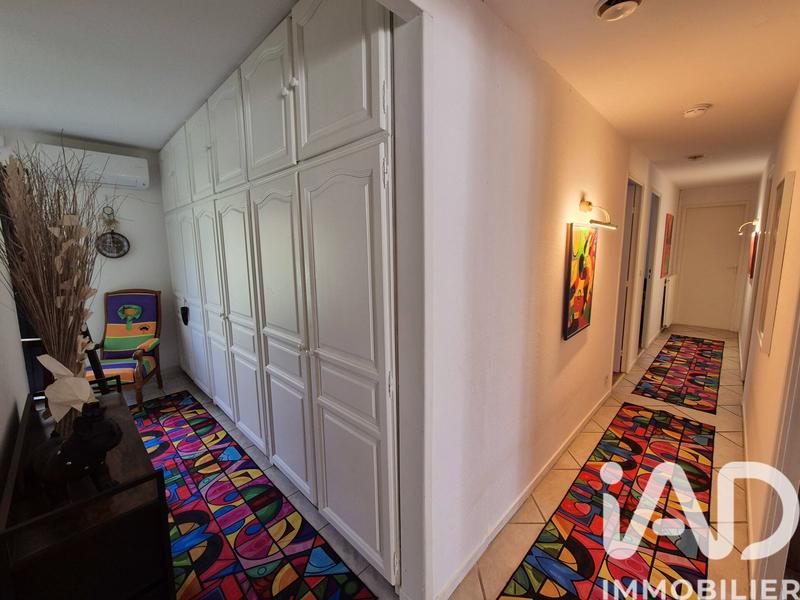 Maison - 180 m² - 5 pièces