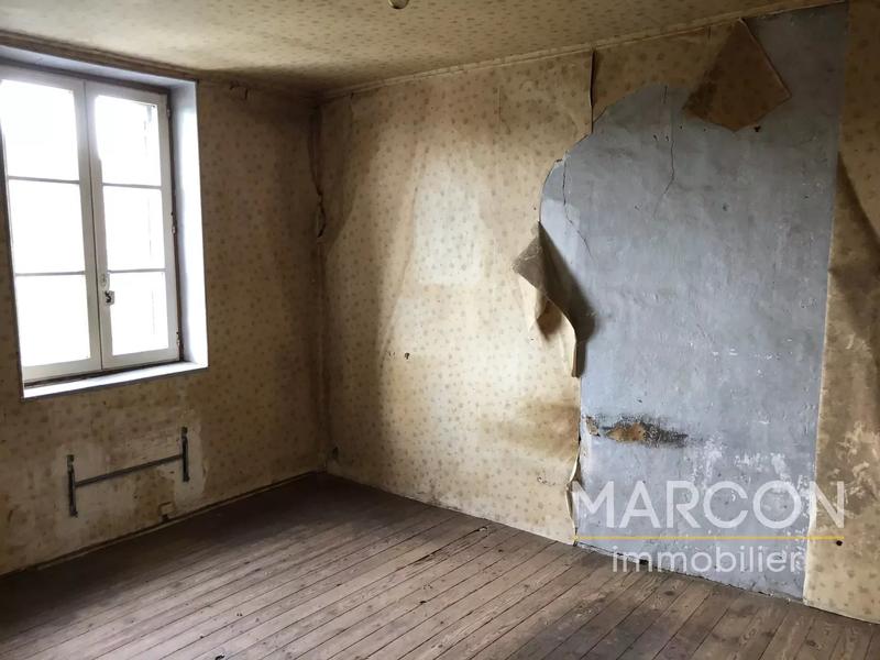 Maison de village - 85 m² - 6 pièces