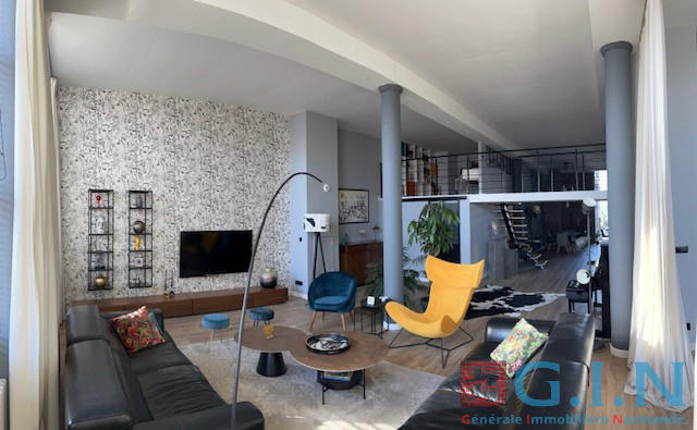 Appartement - 156 m² - 5 pièces