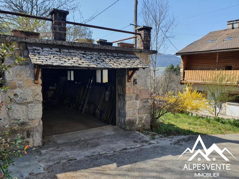 Maison de village - 100 m² - 7 pièces