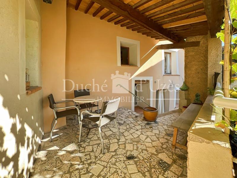 Maison - 198 m² - 7 pièces