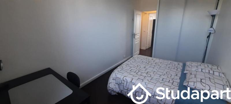 Chambre - 11 m² - 1 pièce